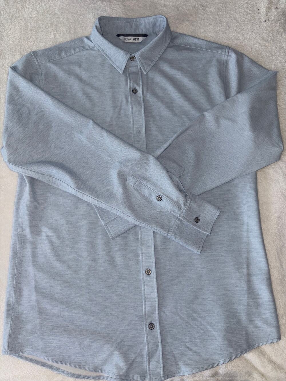 DepartWest men’s button-down dress shirt. Size medium light blue.